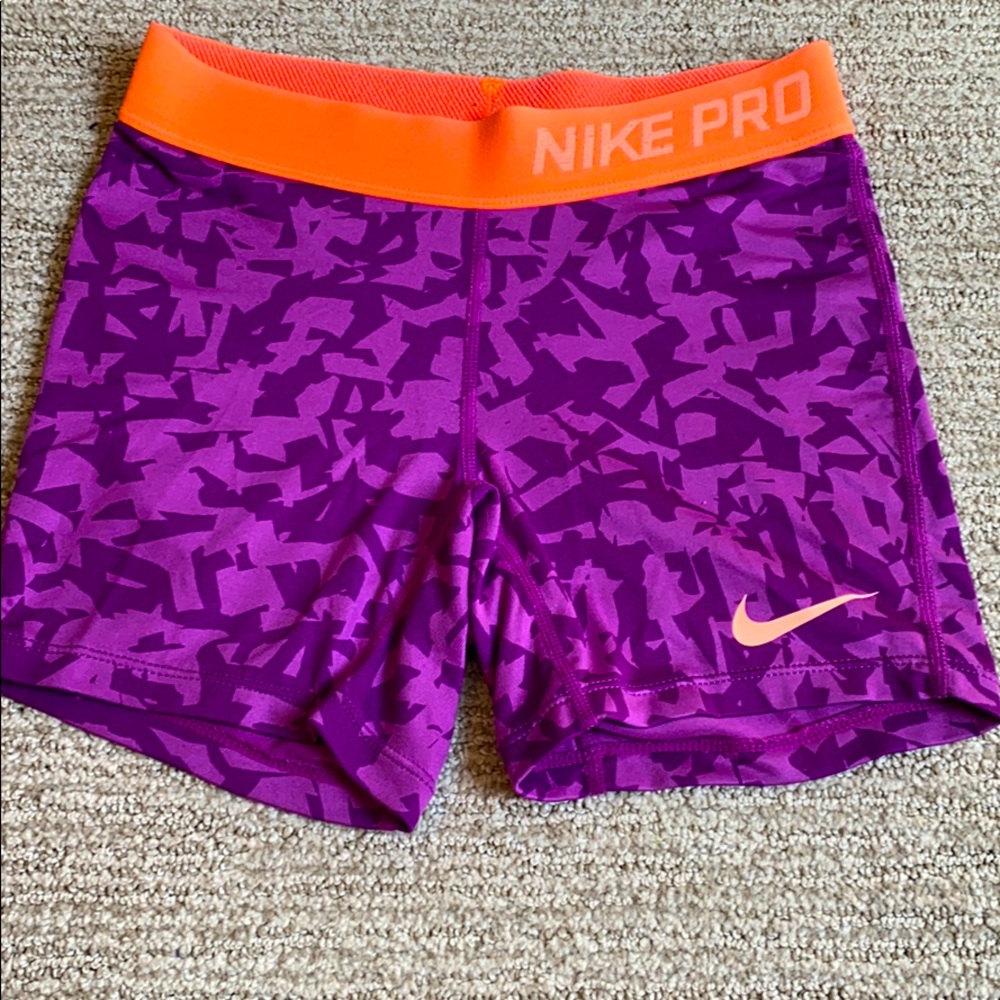 Nike pro girls